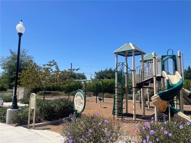 Building Photo - 4013 Highland Ct
