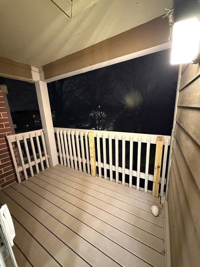 Building Photo - 209 Glengarry Dr