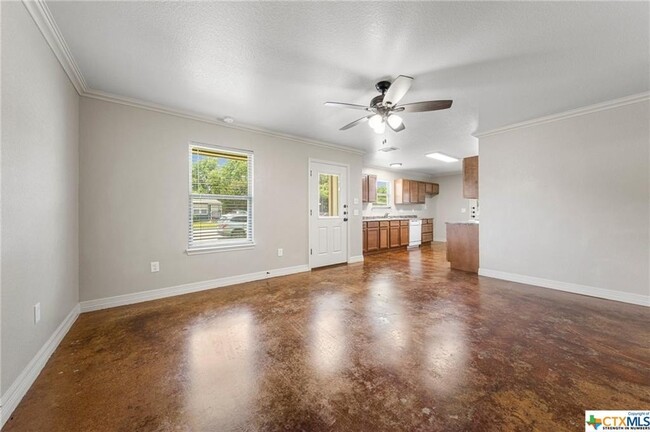 Building Photo - 2807 Terrace Dr