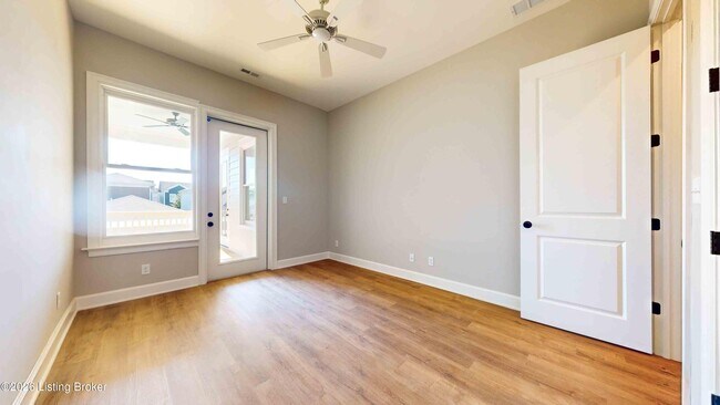 Building Photo - 6353 Meeting St