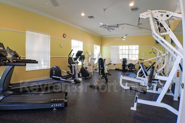 Building Photo - 6010 Jonathans Bay Cir