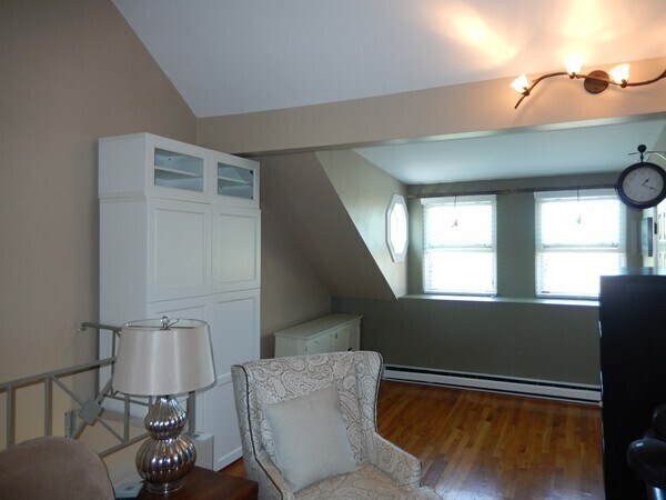 Building Photo - 227 W 3rd St