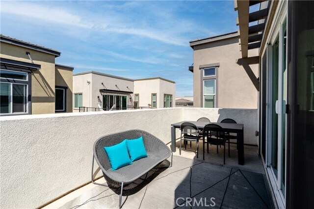 Building Photo - 624 Daniel Freeman Cir