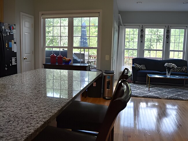 Building Photo - 2460 Terra Cotta Cir