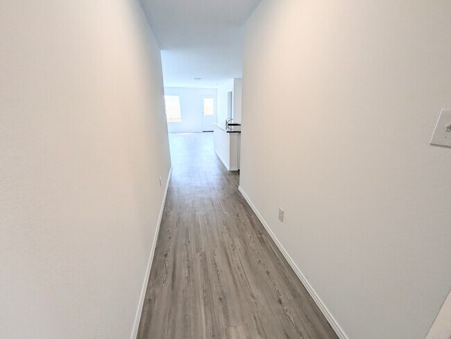 Building Photo - 15128 Tejano St