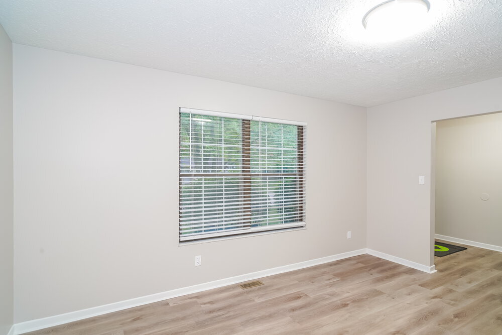 Building Photo - 3420 Wedgewood Dr