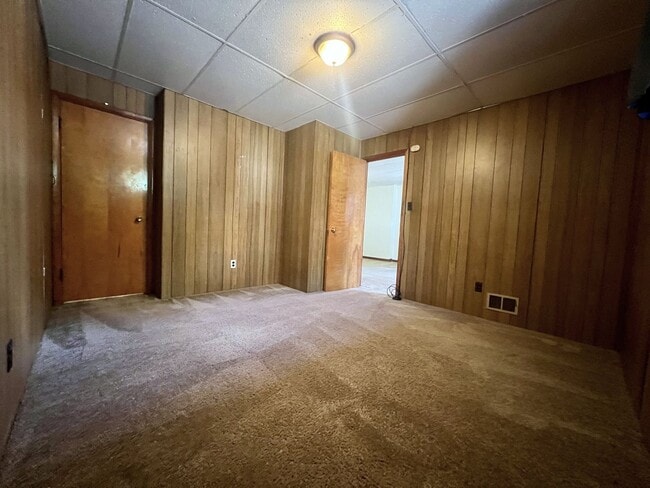 Building Photo - Cozy 1 BR in South Oakland! Call NOW!