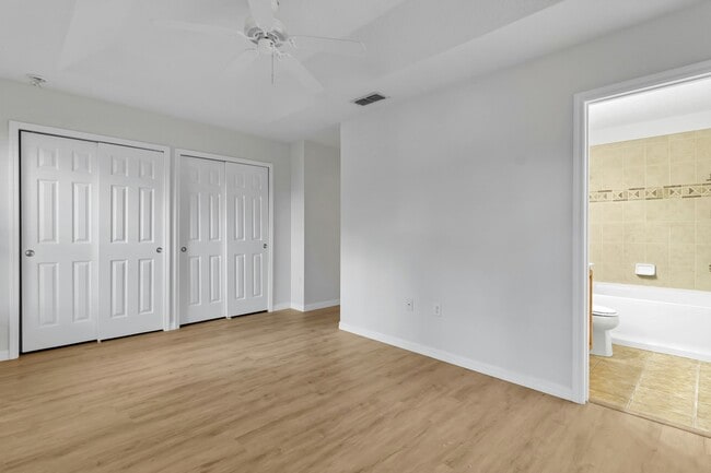 Building Photo - 5404 Paradise Cay Cir