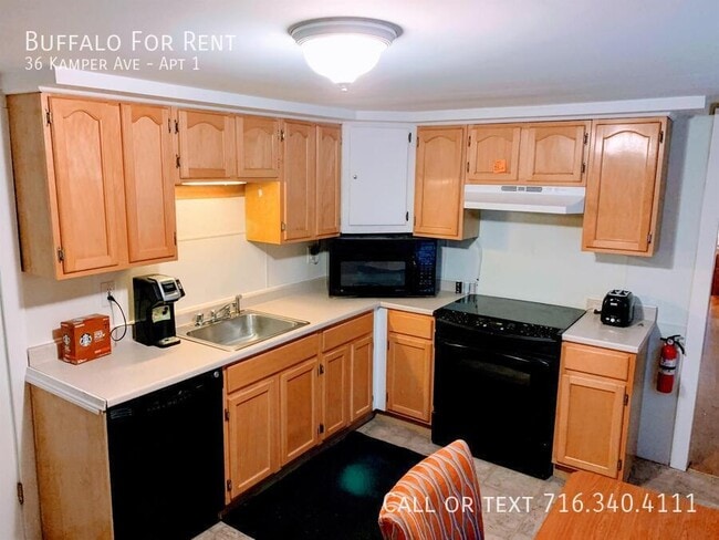 Building Photo - 36 Kamper Ave