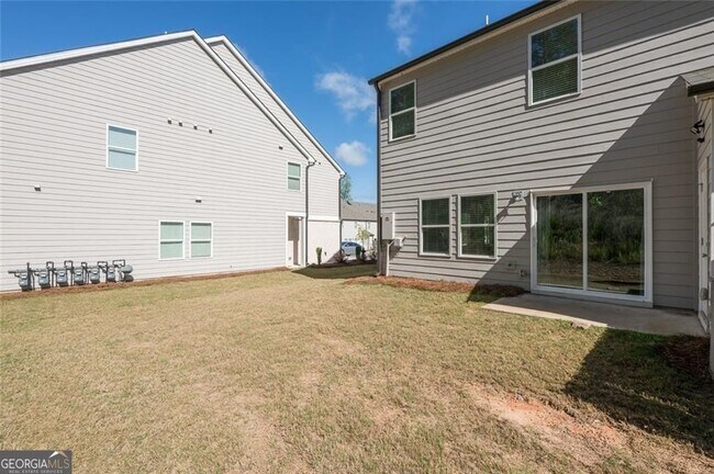 Building Photo - 345 Timberland Ave