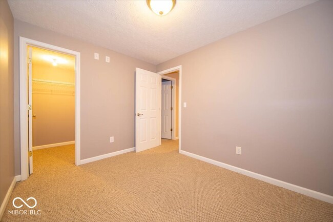 Building Photo - 3473 Millbrae Dr