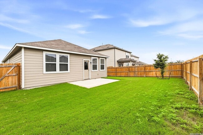Building Photo - 5702 Topaz Wy