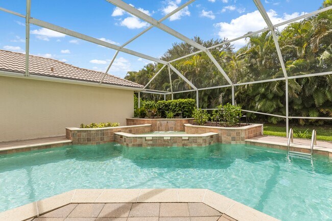 Building Photo - ** BRIARWOOD ** 3 BED / 2 BATH - POOL HOME - TURNKEY FURNISHED - SEASONAL OR SHORT TERM