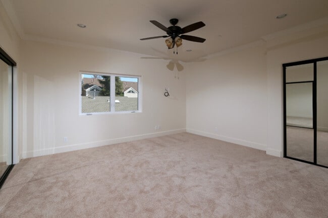 Building Photo - 2627 Hermosa Ave