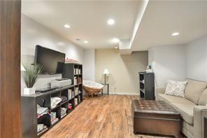 Building Photo - 941 Montclair Dr