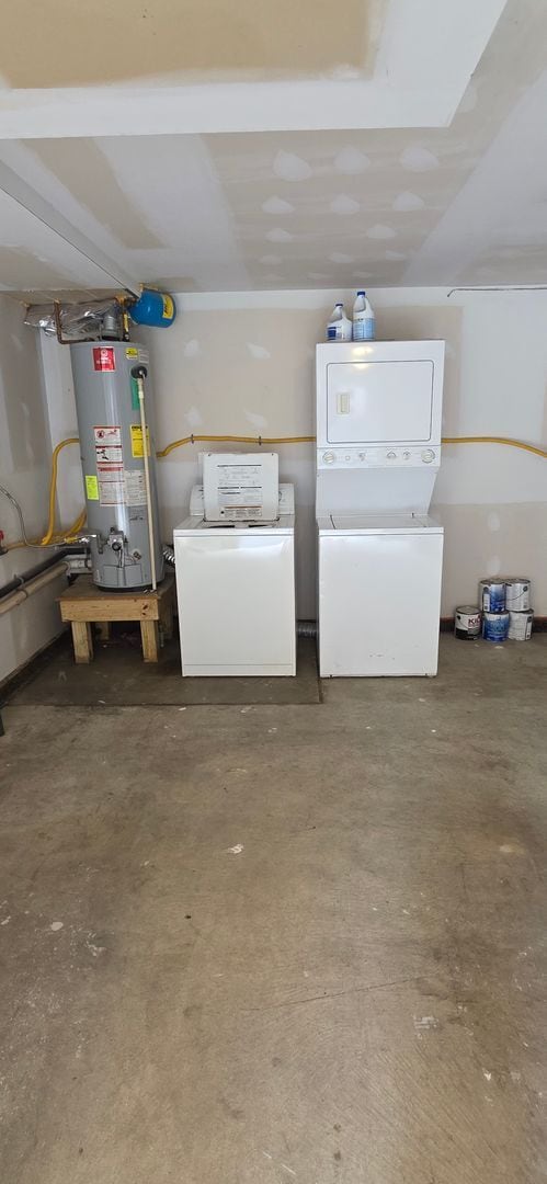 Building Photo - 713 Camden Ave