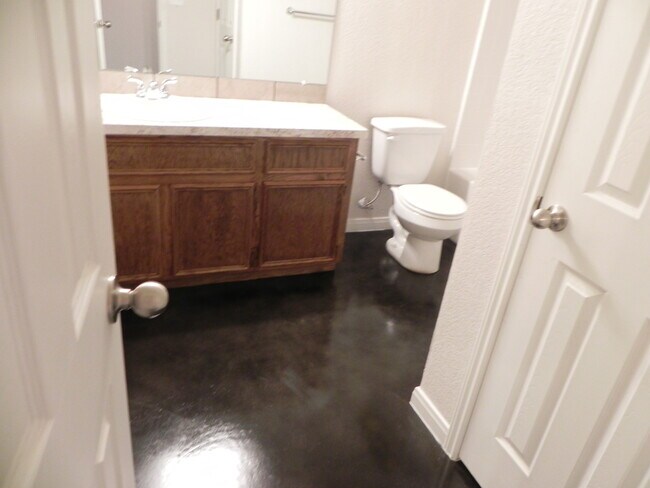 Building Photo - 1423 Natchez Trail