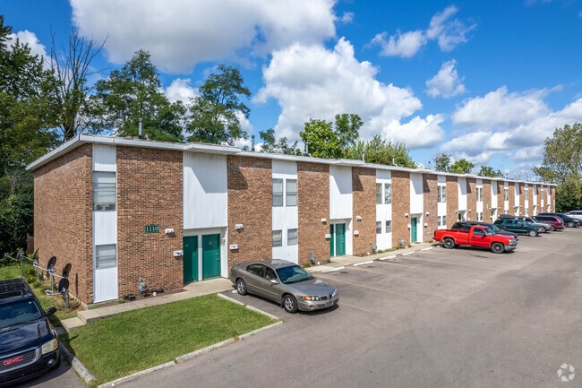 Primary Photo - Southfield Village Apartments
