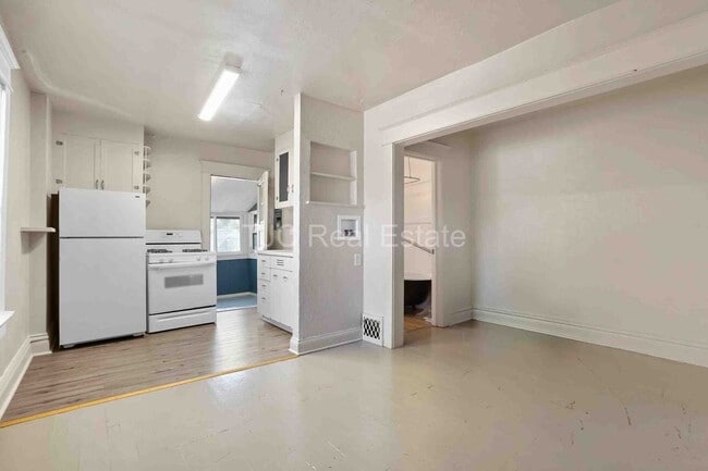 Building Photo - 468 - 474 S. Lincoln St.