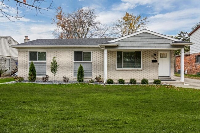 Primary Photo - 9215 Tavistock Dr