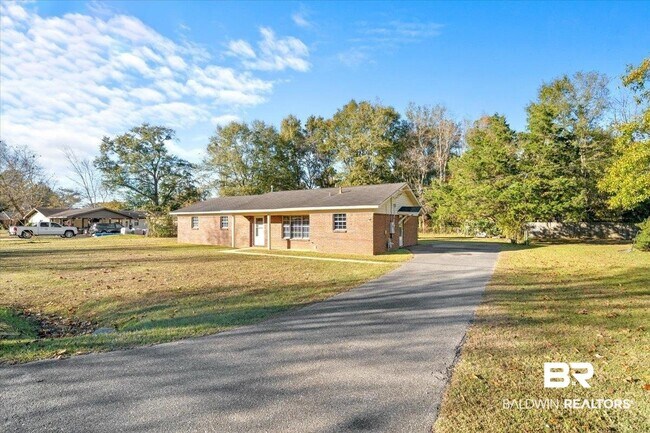 Building Photo - 101 Stover Dr