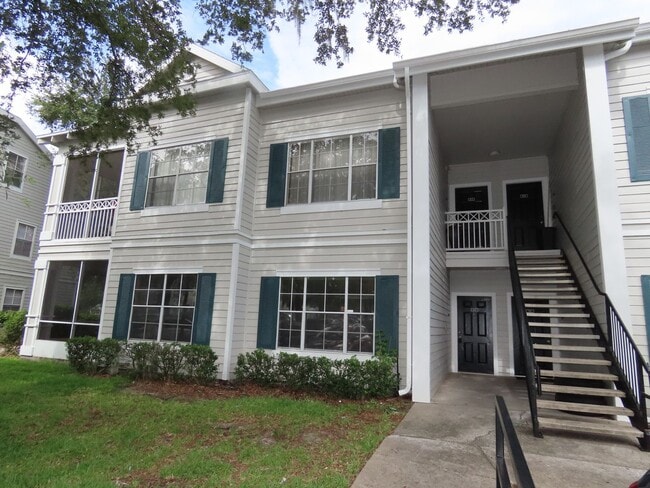 Building Photo - Orlando Park Central Gated Resort Style Co...
