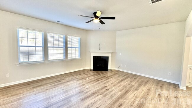 Building Photo - 1542 Swallow Tail Dr