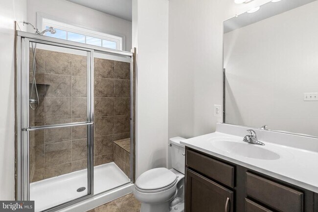 Building Photo - 6202 Davinci St