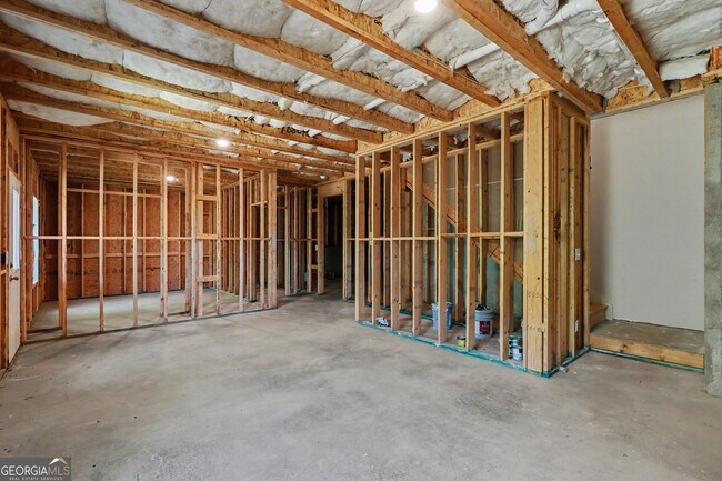 Building Photo - 545 Cresentry Brook