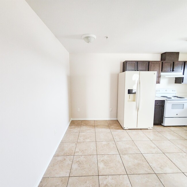 Building Photo - 2601 Lomas Del Sur Boulevard