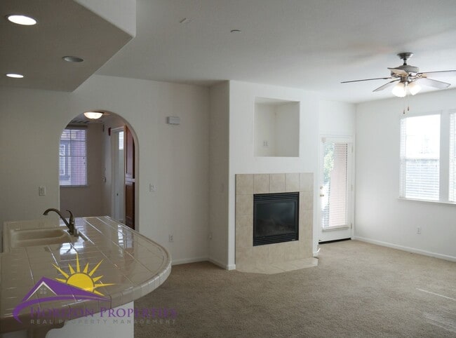 Building Photo - Cozy 1 Bed 1 Bath 786 Sq. Ft. Sundance Condo in Fair Oaks