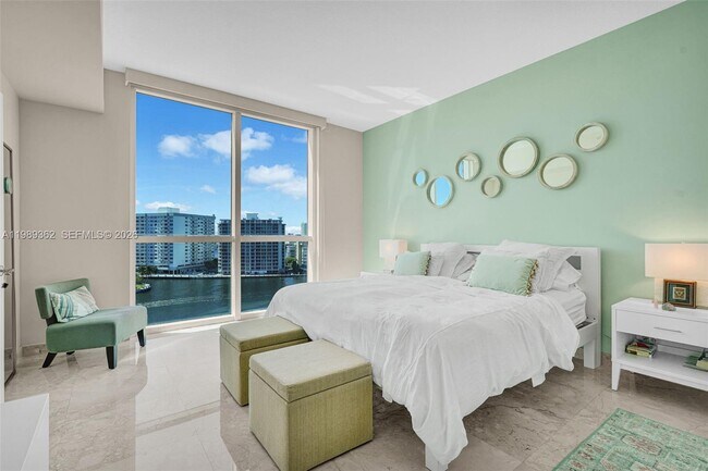 Building Photo - 1945 S Ocean Dr