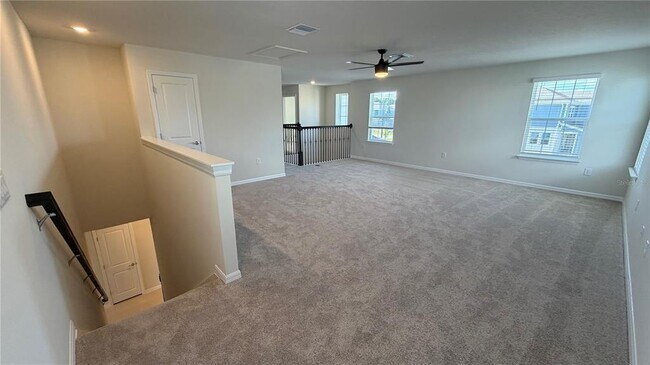 Building Photo - 3099 Springbank Dr