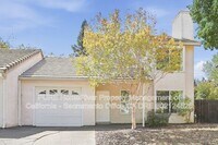 Building Photo - 2224 Glacier Dr