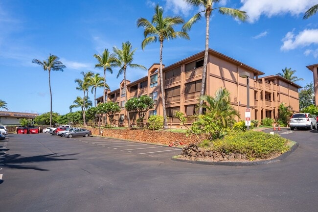 Building Photo - Maui Lani Terraces Studio, Great Mountain View!