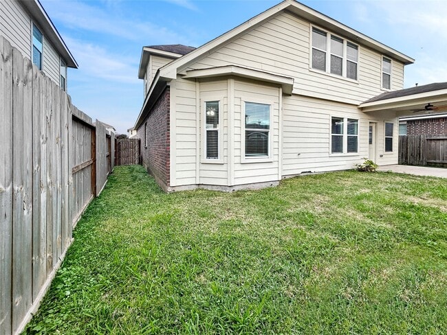 Building Photo - 10006 Wood Leaf Ct