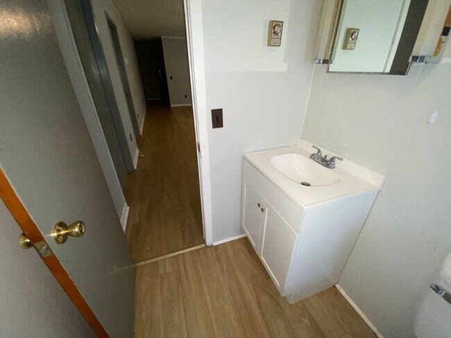 Building Photo - gree1910