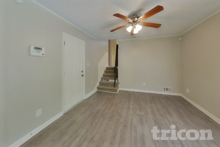 Building Photo - 2270 Emerald Castle Dr