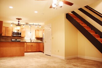 Building Photo - 48 N Champlain St