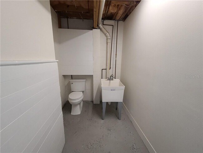 Building Photo - 4970 Marina Palms Dr