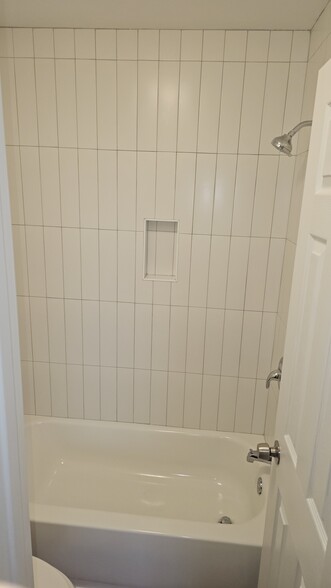 Building Photo - 1869 Patterson Ct