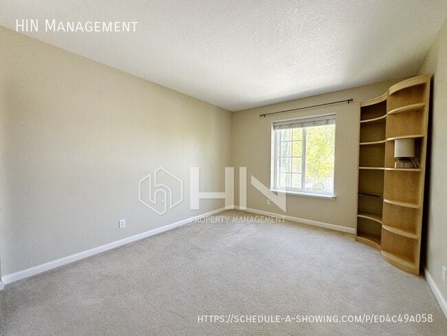 Building Photo - 34379 Benedick Ln