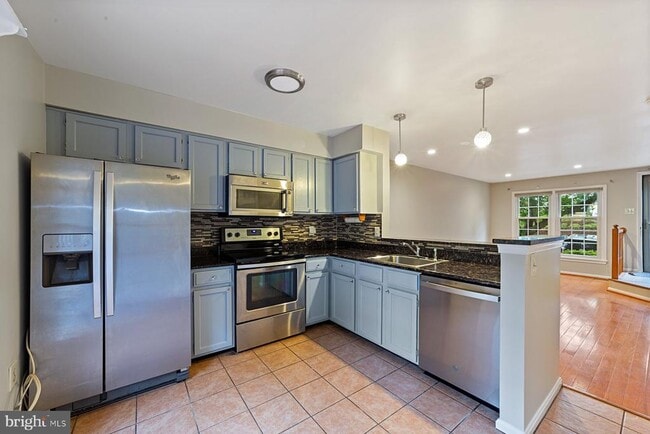 Building Photo - 6474 Brick Hearth Ct