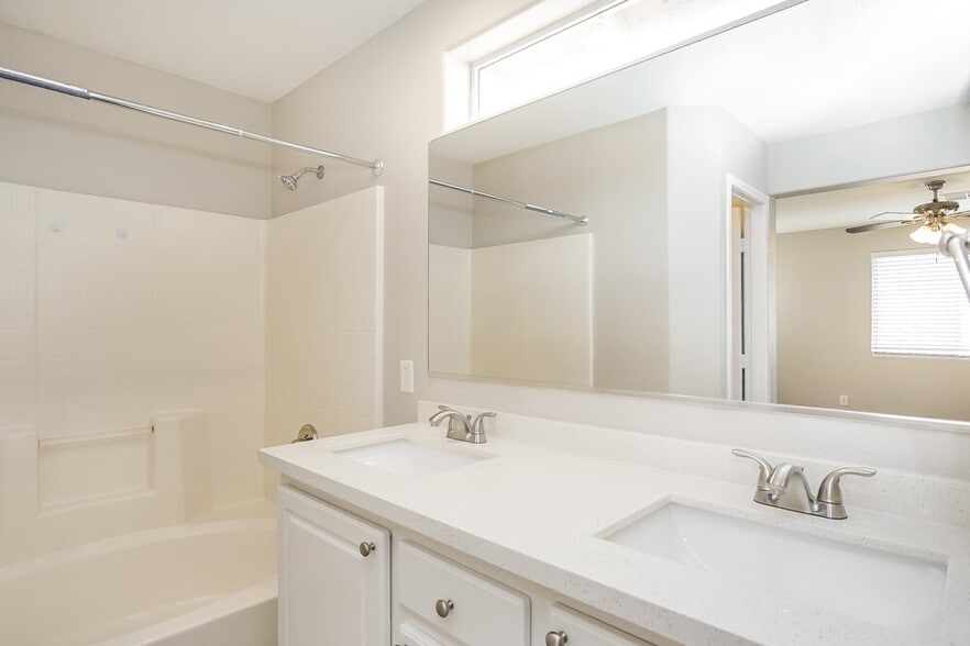 Building Photo - 9328 Malaya Garnet Ct