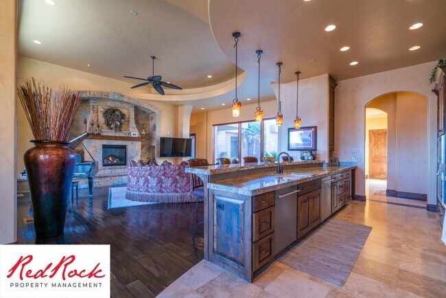 Building Photo - Incredible 4 Bedroom, 4 Bathroom FULLY FURNISHED Property in Entrada with a Private Pool! 18 Mont...