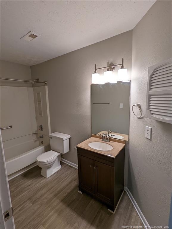 Building Photo - 941 Applewood Ln