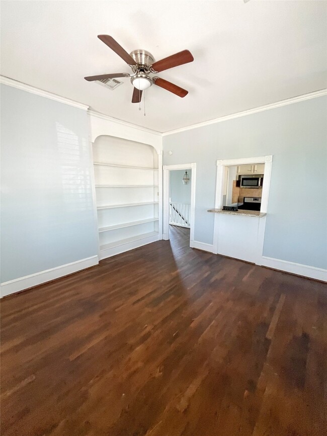 Building Photo - 901 Broadway Avenue J