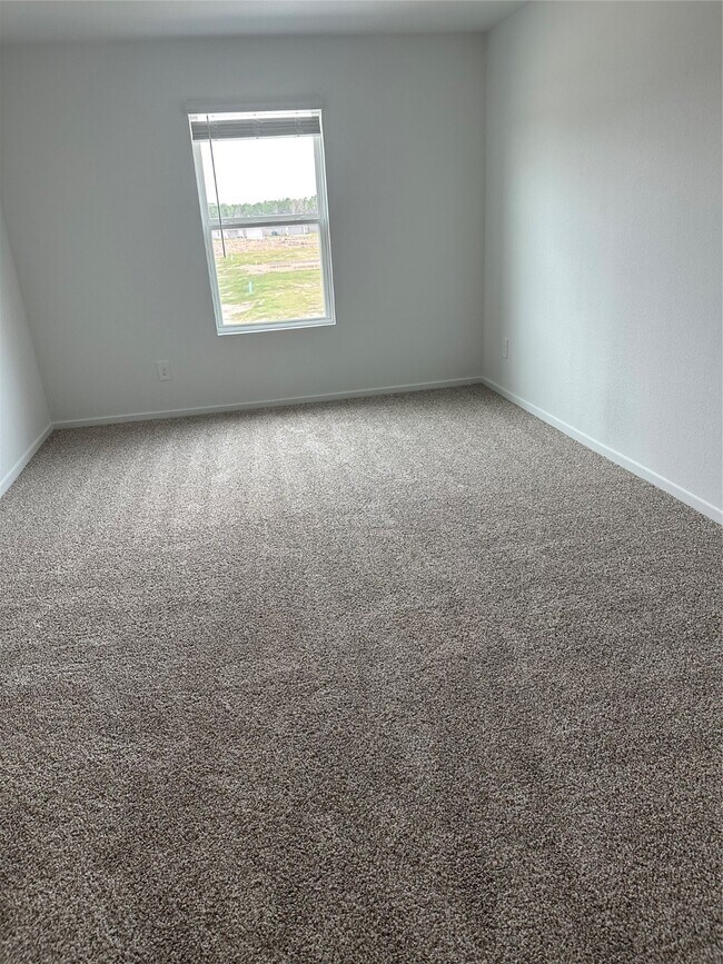 Building Photo - 18265 Descartes St