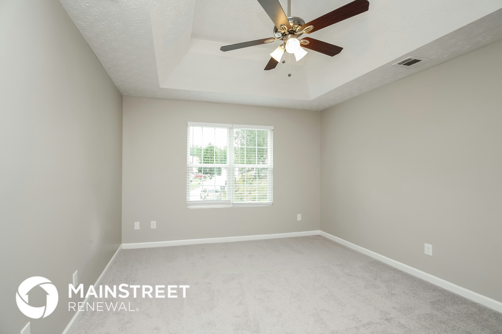 Building Photo - 7495 Royale Ct
