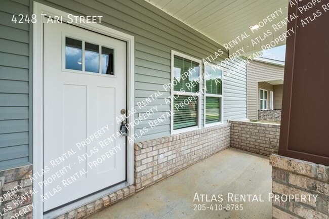 Building Photo - 4248 Tari St